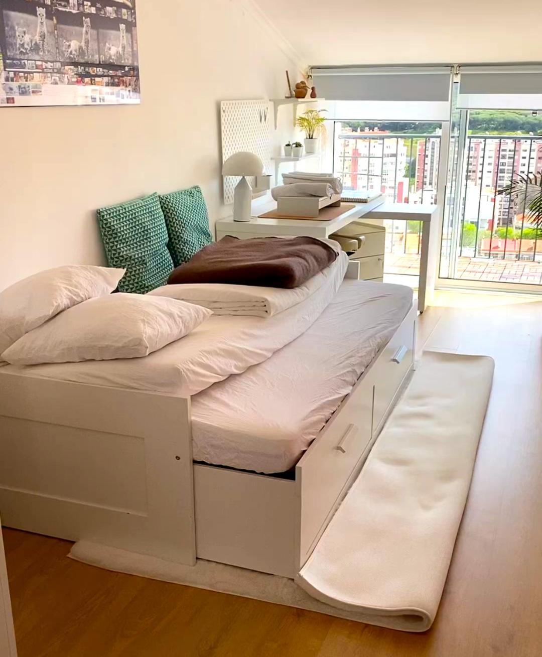 Ideally Located With Perfect Views Algés Exterior foto